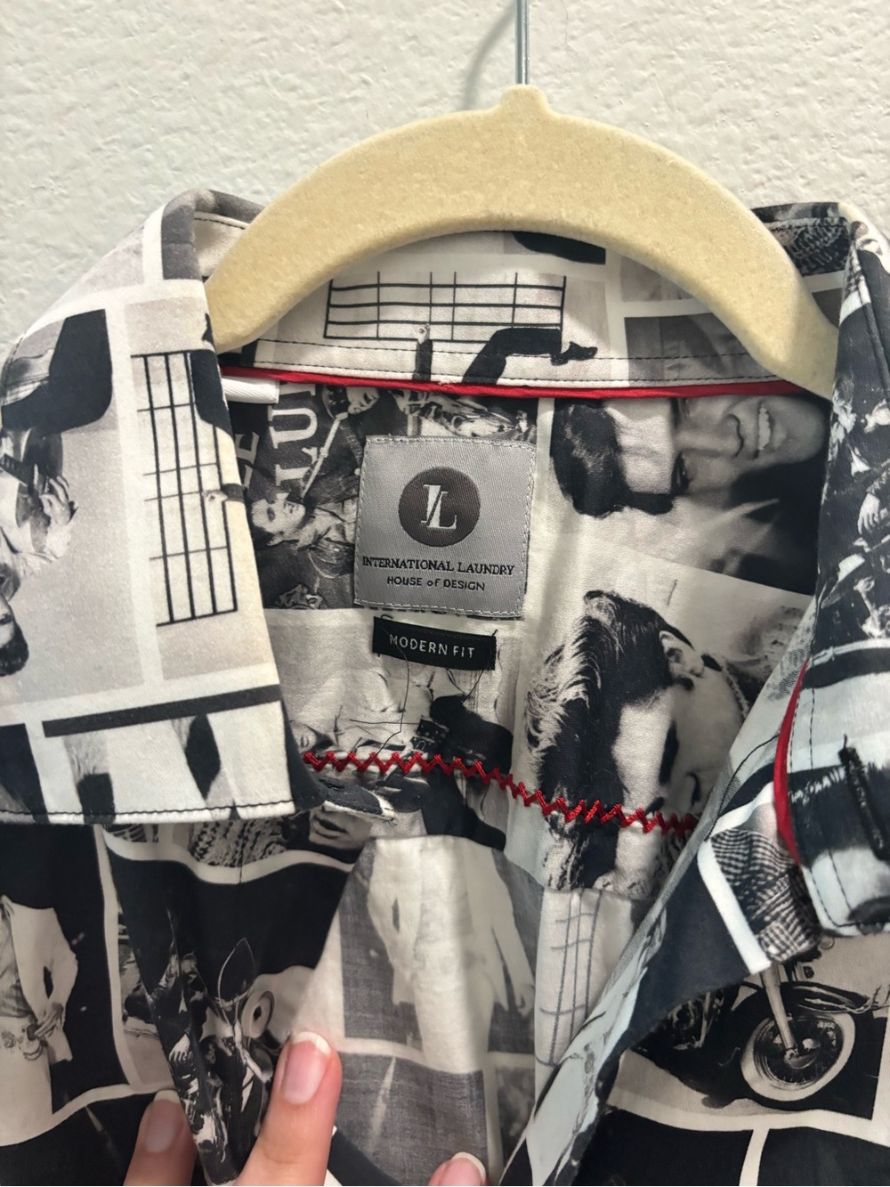 Elvis Presley Black and White Button Shirt, one size - Picture 4 of 7